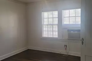 5614 Chartres St, Houston, TX 77004 - Photo 6