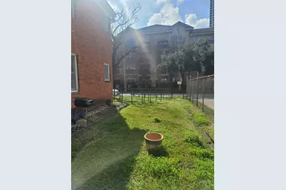 5614 Chartres Street #5, Houston, TX 77004 - Photo 16