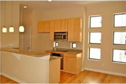 1525 Birdsall #B, Houston, TX 77007 - Photo 4