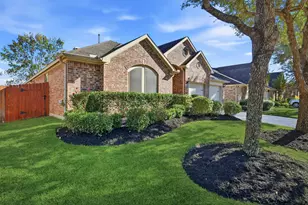 10227 Bellago Ln, Richmond, TX 77407 - Photo 2