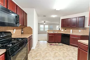 2114 Bishop Hollow Ln, Rosenberg, TX 77471 - Photo 6