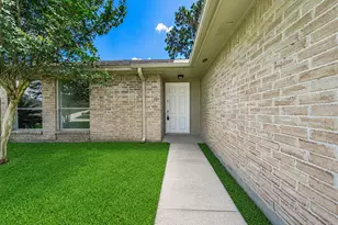 6526 Lynngate Dr, Spring, TX 77373 - Photo 2