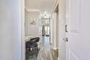 6102 Seawall Blvd, Galveston, TX 77551 - Photo 2
