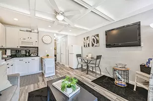6102 Seawall Blvd, Galveston, TX 77551 - Photo 20
