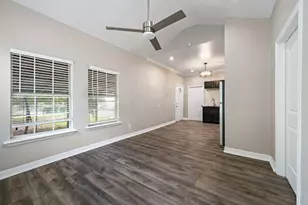 514 Gregg St, Houston, TX 77020 - Photo 6