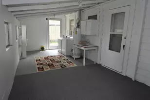 213 E Burress St, Houston, TX 77022 - Photo 12