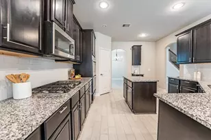 3115 Red Buckeye Ln, Conroe, TX 77301 - Photo 10