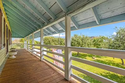 813 Nelson Avenue, Port Bolivar, TX 77650 - Photo 24