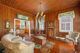 813 Nelson Ave, Port Bolivar, TX 77650 - Photo 4