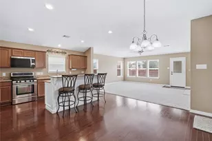 2018 Leisure Ln, League City, TX 77573 - Photo 10