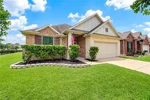 3031 Fir Meadow Ln, Dickinson, TX 77539 - Photo 2