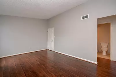 10615 Briar Forest Drive #902, Houston, TX 77042 - Photo 24