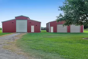 1251 Bancroft Rd, Winnie, TX 77665 - Photo 8