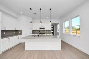 4129 E Toliver St, Houston, TX 77016 - Photo 2