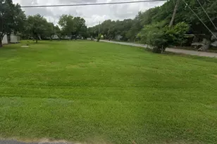 921 W Fifth Street St, El Campo, TX 77437 - Photo 1