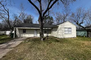 5727 Doolittle Blvd, Houston, TX 77033 - Photo 1