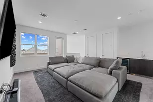 5854 E Post Oak Ln, Houston, TX 77055 - Photo 22