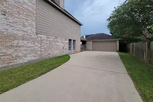 20711 Mansfield Bay Ln, Richmond, TX 77407 - Photo 2