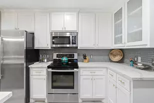 51 Wineberry Pl, The Woodlands, TX 77382 - Photo 10