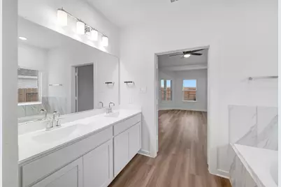 31011 Newcomb Landing Lane, Waller, TX 77484 - Photo 14