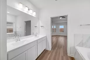 31011 Newcomb Landing Ln, Waller, TX 77484 - Photo 14