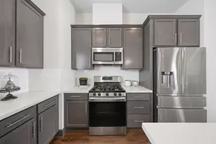 1022 Green Kensington Dr, Houston, TX 77008 - Photo 14