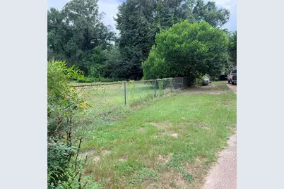 35 County Road 2701, Cleveland, TX 77327 - Photo 4
