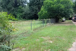 35 County Road 2701, Cleveland, TX 77327 - Photo 4