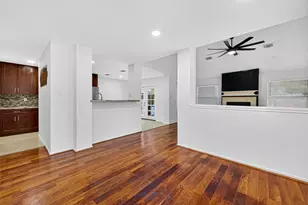 9610 W Withers Way Cir, Houston, TX 77065 - Photo 8