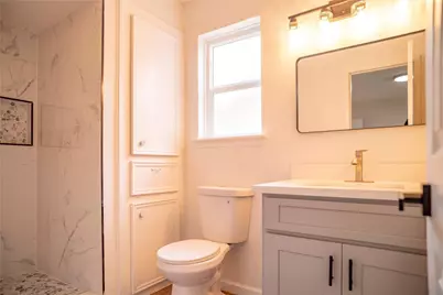 9214 Woodland Oaks Drive, Houston, TX 77040 - Photo 22