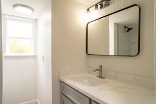 9214 Woodland Oaks Dr, Houston, TX 77040 - Photo 10