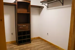 410 Lakeview Dr, Cleveland, TX 77327 - Photo 22