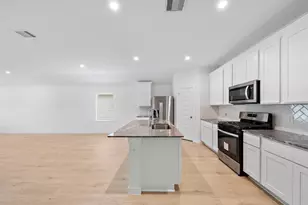 8027 Veneto Grn Dr, Richmond, TX 77406 - Photo 10