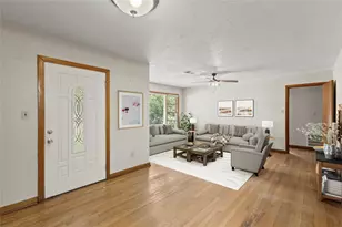 901 Myrtle St, Woodville, TX 75979 - Photo 8