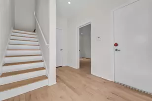 5632 Kiam St, Houston, TX 77007 - Photo 32