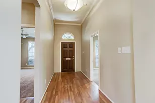 9907 Kemp Forest Dr, Houston, TX 77080 - Photo 2
