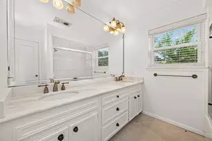 8615 La Fonte St, Houston, TX 77024 - Photo 30