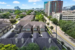 1044 Memorial Village Dr, Houston, TX 77024 - Photo 34