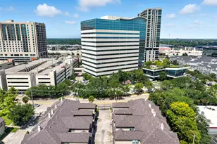 1044 Memorial Village Dr, Houston, TX 77024 - Photo 36