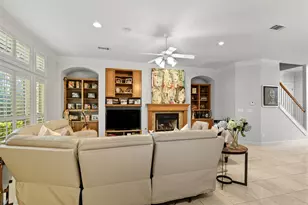 1044 Memorial Village Dr, Houston, TX 77024 - Photo 2