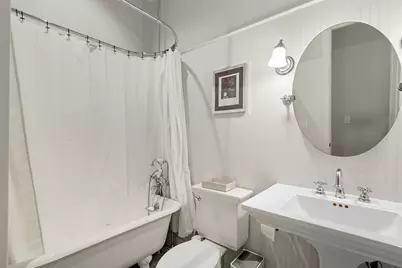 1044 Memorial Village Drive, Houston, TX 77024 - Photo 14