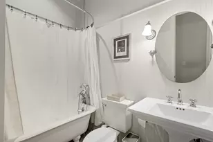 1044 Memorial Village Dr, Houston, TX 77024 - Photo 14