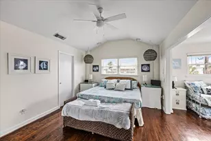 3718 Brewster Key Dr, Galveston, TX 77554 - Photo 16