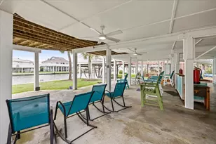 3718 Brewster Key Dr, Galveston, TX 77554 - Photo 28