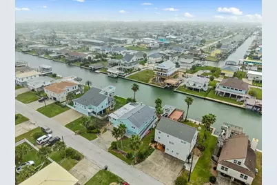 3718 Brewster Key Drive, Galveston, TX 77554 - Photo 40