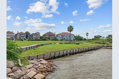 2668 E Bayshore Drive, San Leon, TX 77539 - Photo 42