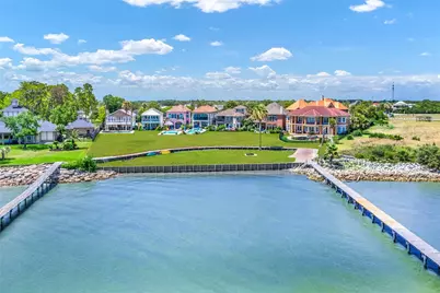 2668 E Bayshore Drive, San Leon, TX 77539 - Photo 36
