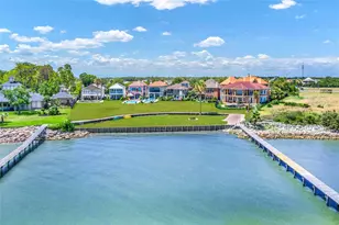 2668 E Bayshore Dr, San Leon, TX 77539 - Photo 36
