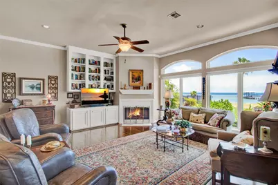 2668 E Bayshore Drive, San Leon, TX 77539 - Photo 8