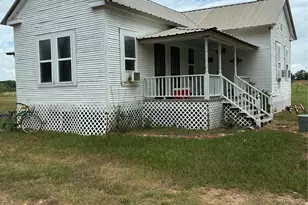 465 Stalbaum Rd, Bellville, TX 77418 - Photo 1